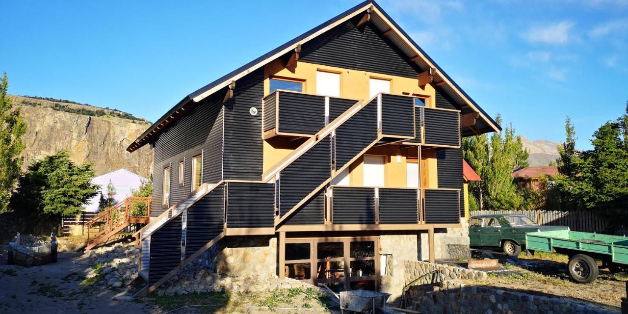 Campo Base Aparts El Chalten Exterior foto
