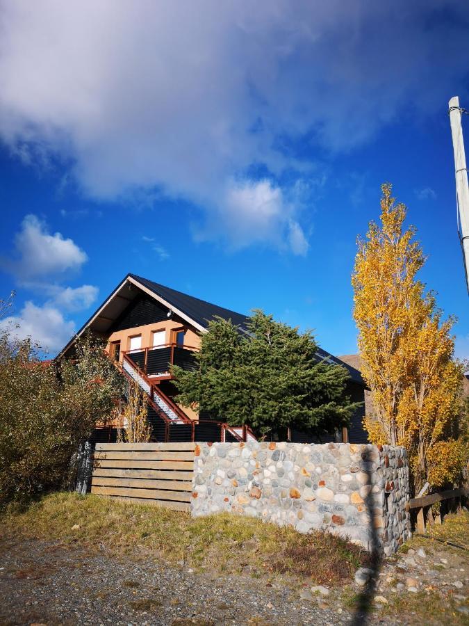 Campo Base Aparts El Chalten Exterior foto